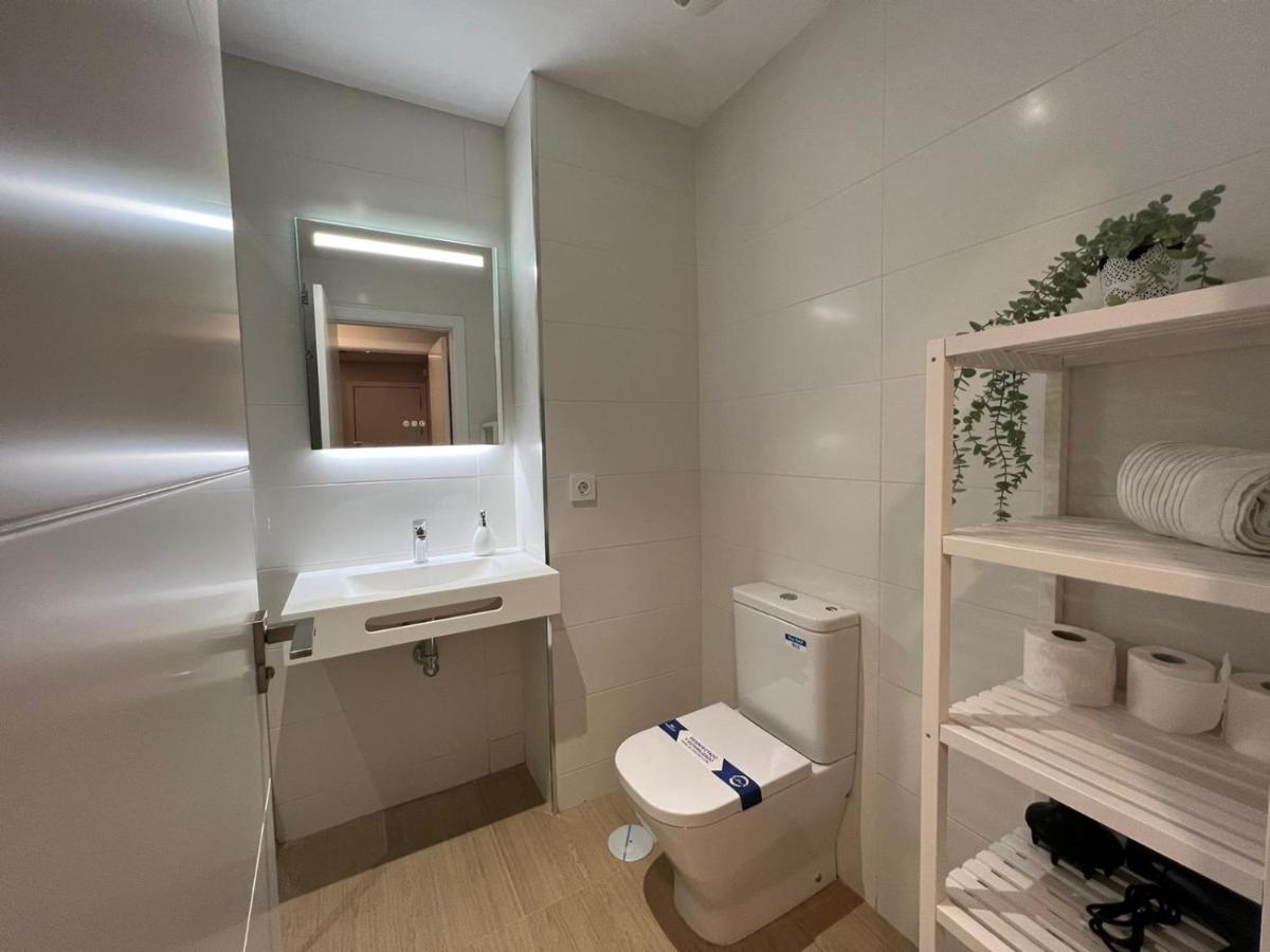 Sky Garden & Seasonal Pool Views By Ele Apartments Malaga Exterior photo