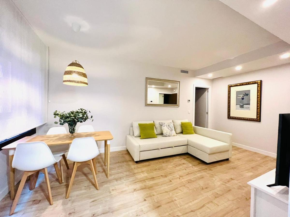 Sky Garden & Seasonal Pool Views By Ele Apartments Malaga Exterior photo